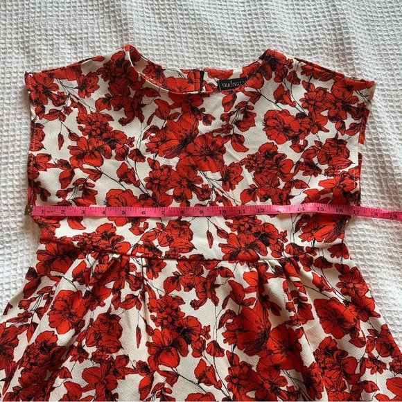Audrey 3+1 Women’s babydoll dress size small red and white floral spring - Picture 5 of 6